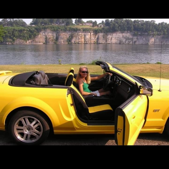 Meet your Posher, Sherry - Picture 3 of 6